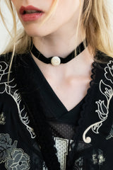 Oval Rose Choker - Ivory - Anna Sui US