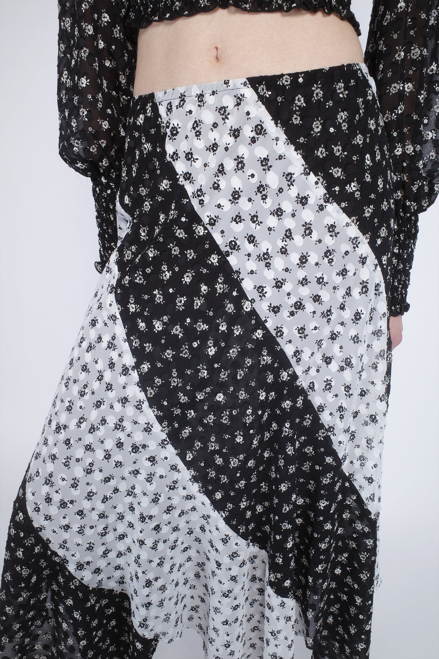 Ditsy Dot Chiffon Contrast Flowy Skirt - Anna Sui US