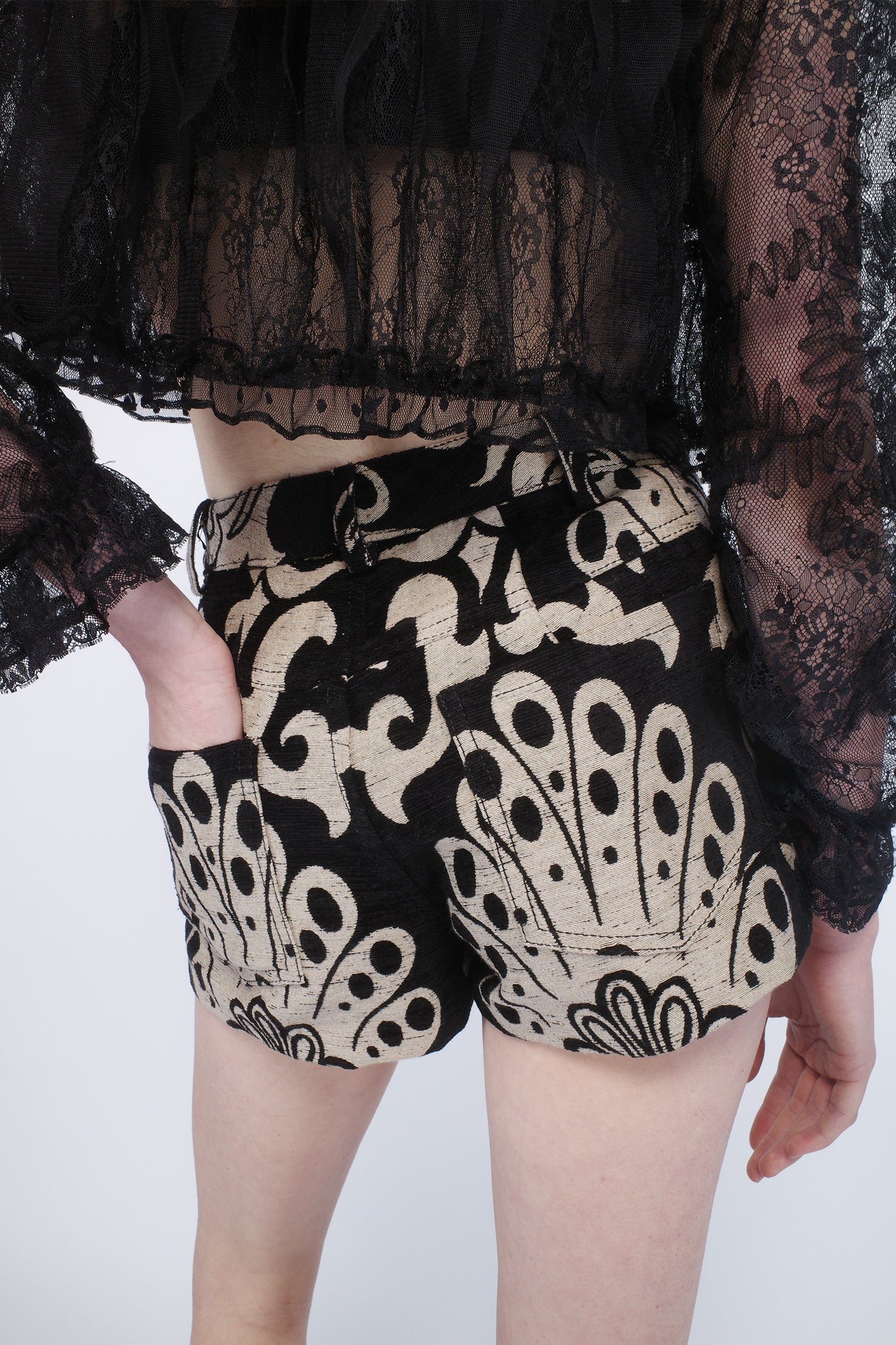 Beardsley Tapestry Shorts - Anna Sui Discount