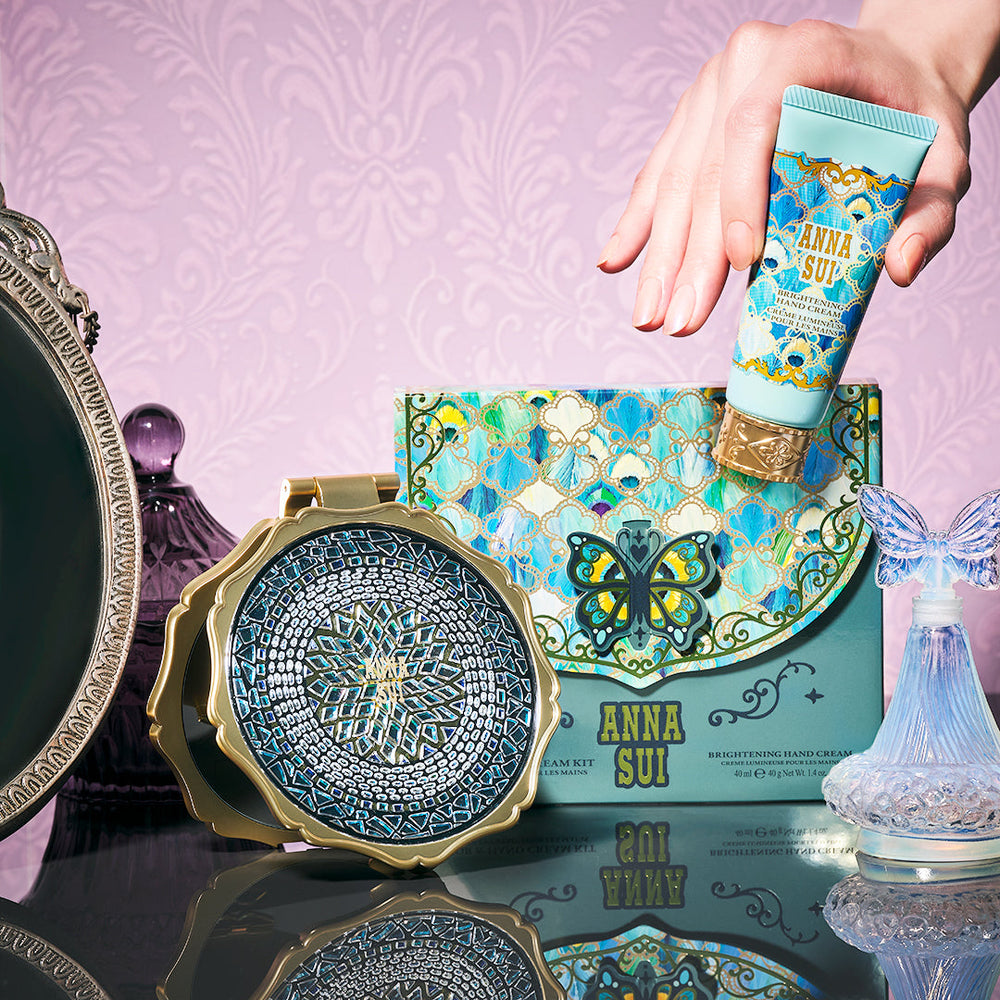 Limited Edition: Mirror and Hand Cream Kit - Anna Sui US