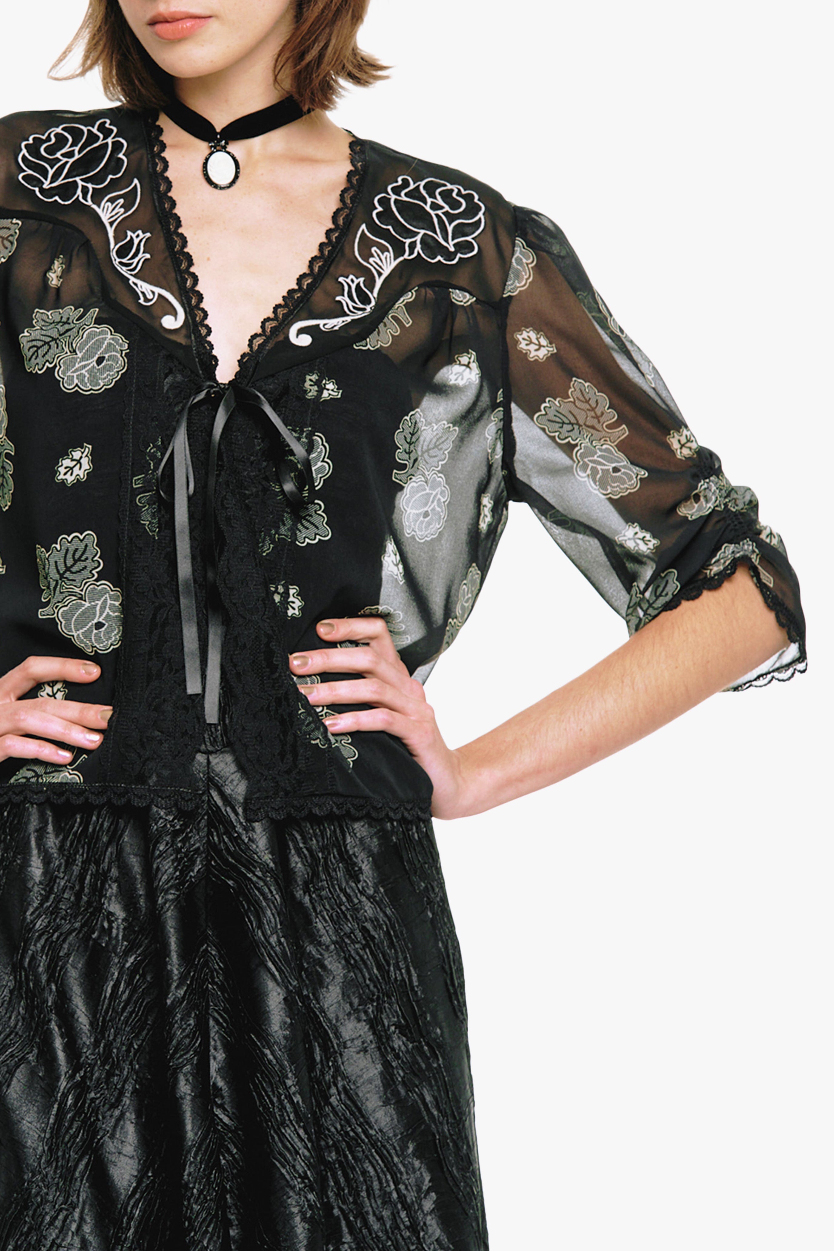 Lily and Roses Chiffon Combo Embroidered Bed Jacket - Anna Sui Online