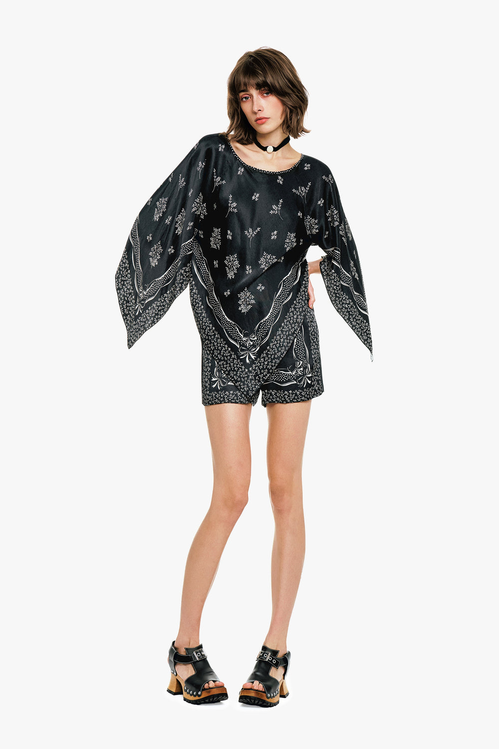 Ribbon Handkerchief Satin Print Shorts - Anna Sui Sale