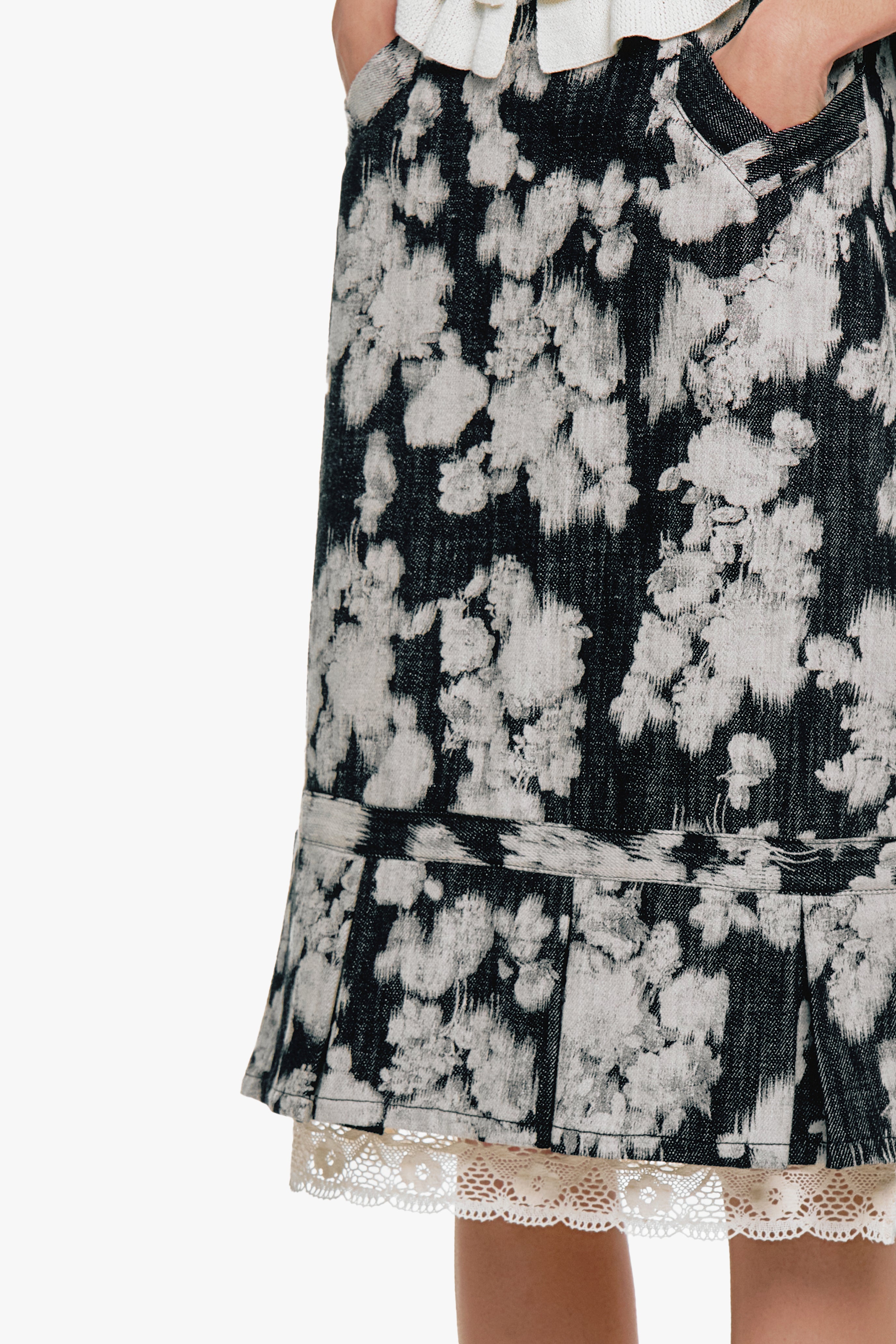 Rose Illusion Denim Lace Trimmed Skirt - Anna Sui Online