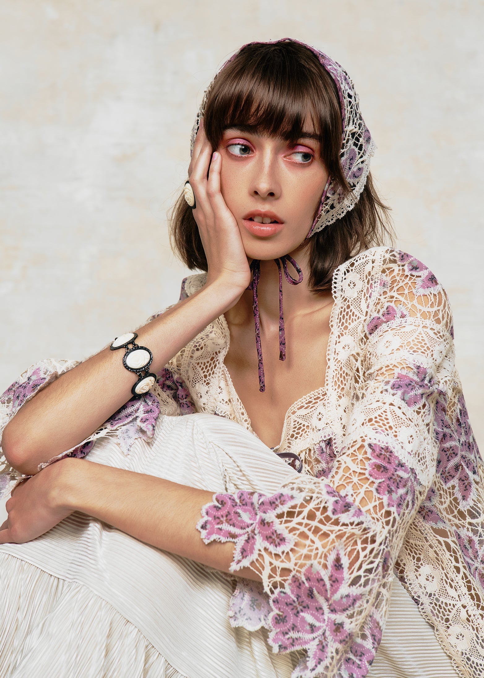 Medallion Floral Lace Headscarf - Anna Sui Discount