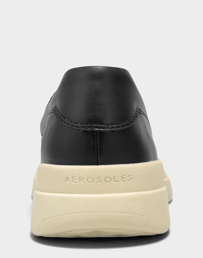 Aerosoles Casual Loafer in Black