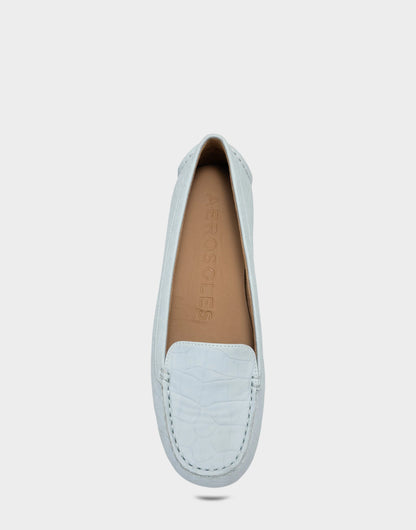 Aerosoles Casual Loafer in Pale Blue Croc