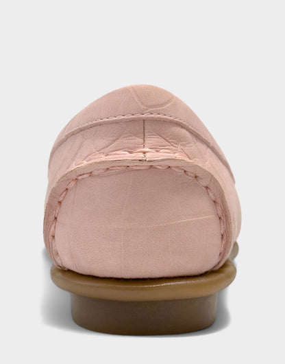 Aerosoles Casual Loafer in Pale Pink Croc