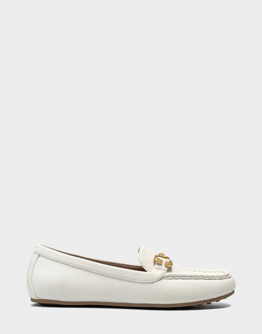 Aerosoles Casual Loafer in White