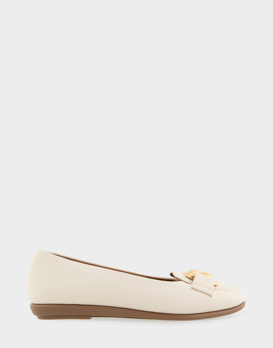 Aerosoles Ballet Flats in Eggnog