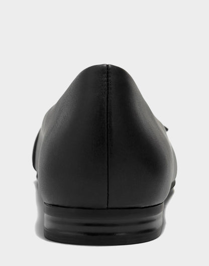 Aerosoles Casual Flat in Black