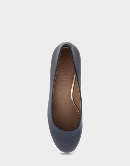 Aerosoles Mid Heel Pump in Navy