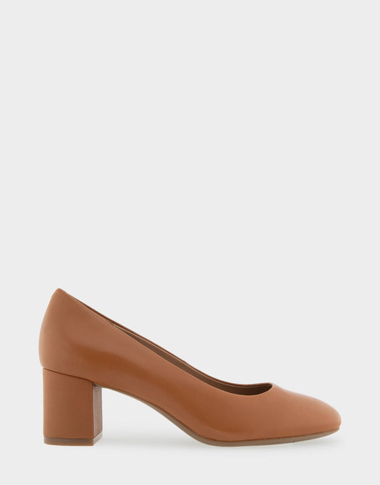 Aerosoles Mid Heel Pump in Tan