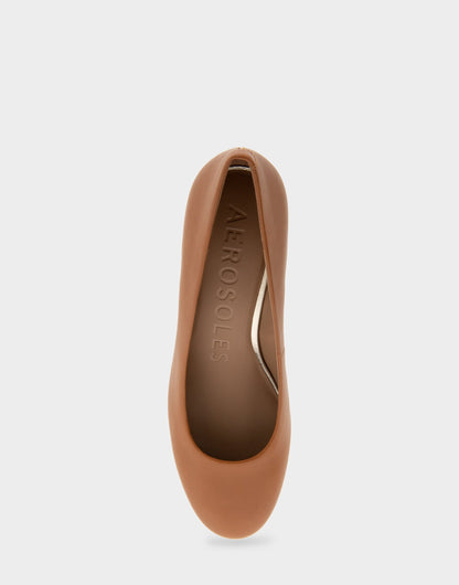 Aerosoles Mid Heel Pump in Tan