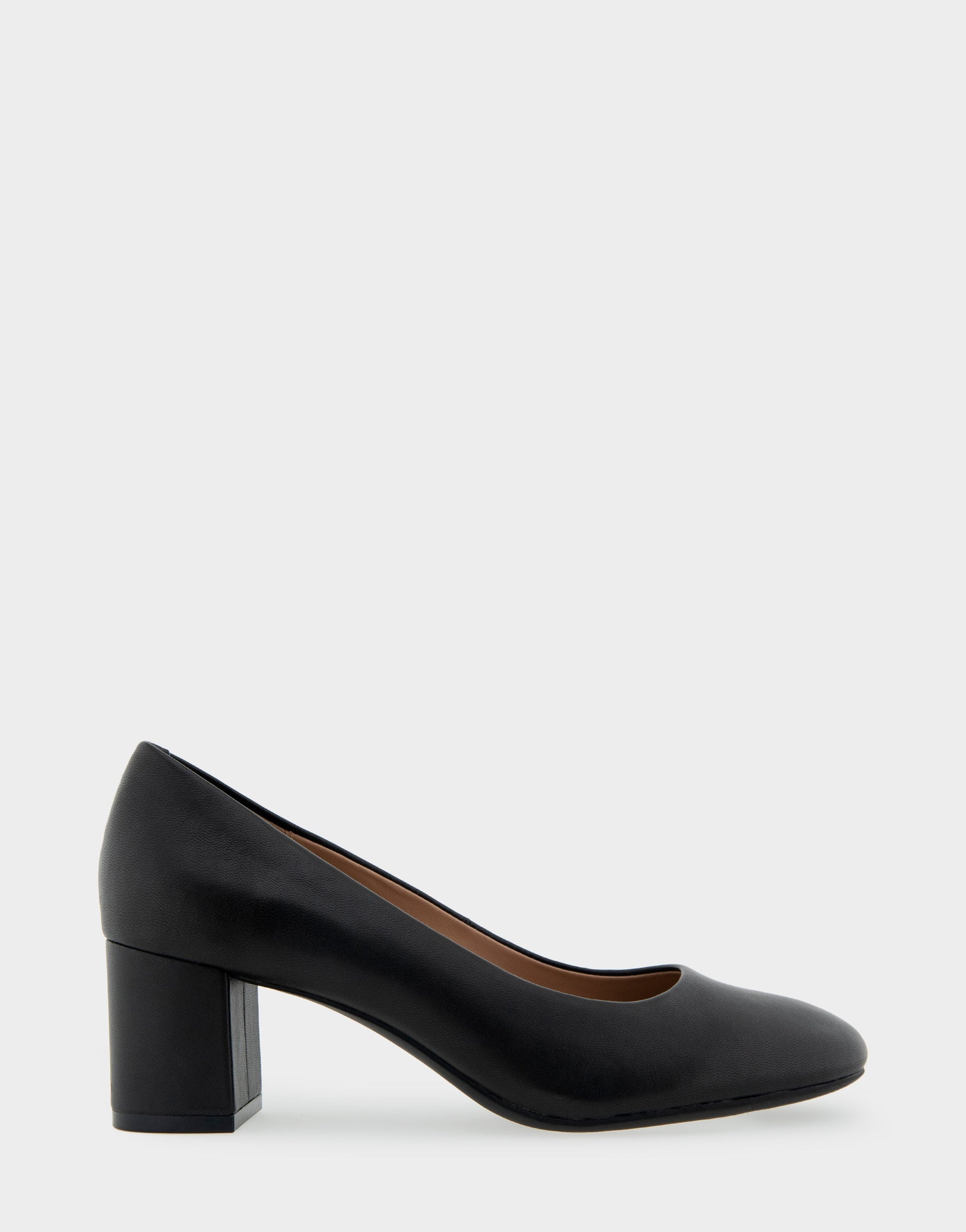 Aerosoles Mid Heel Pump in Black