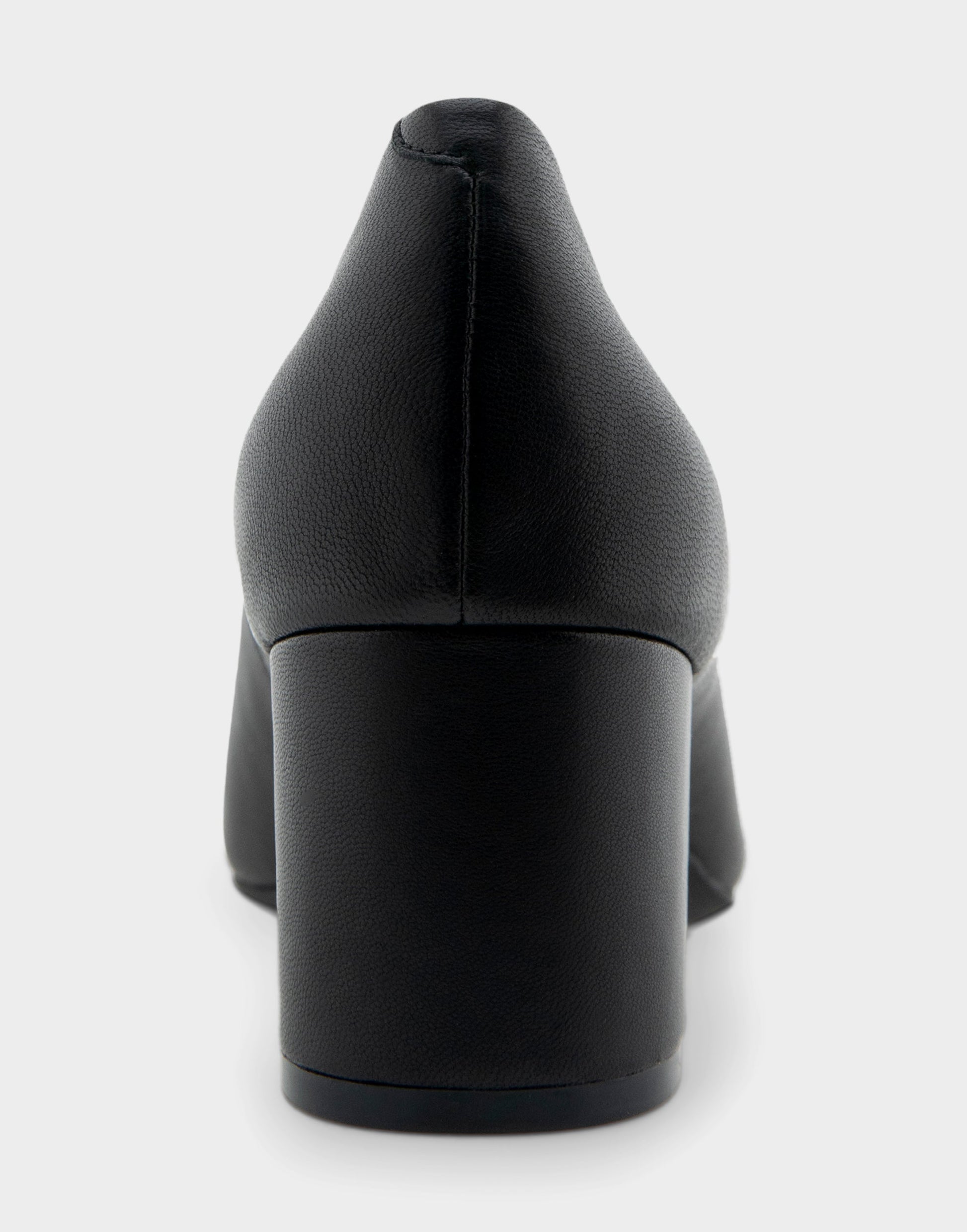 Aerosoles Mid Heel Pump in Black