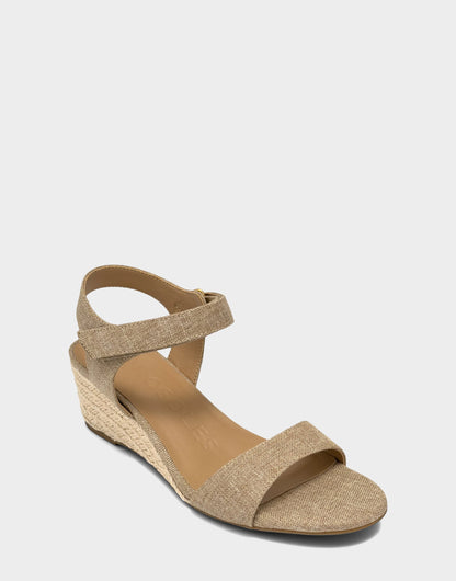 Aerosoles Wedge Sandal in Brown