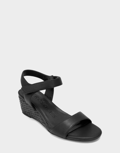 Aerosoles Wedge Sandal in Black