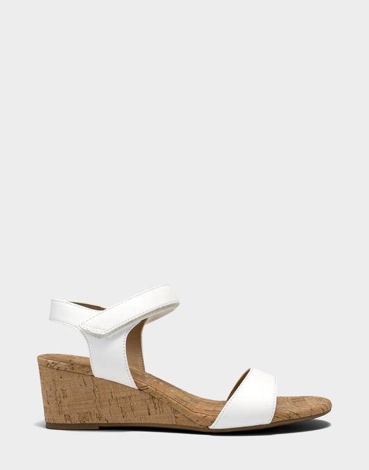 Aerosoles Wedge Sandal in White
