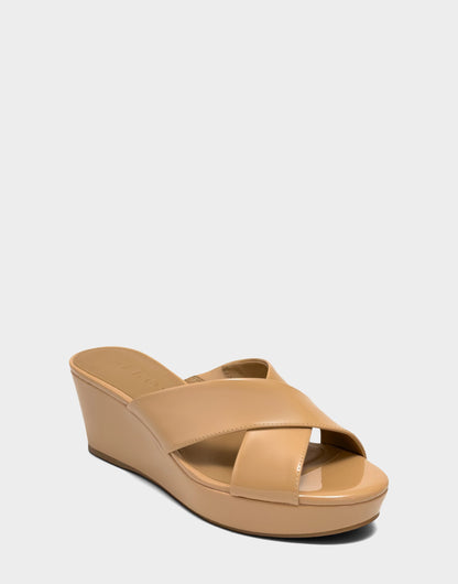 Aerosoles Wedge Sandal in Beige Bisque Patent
