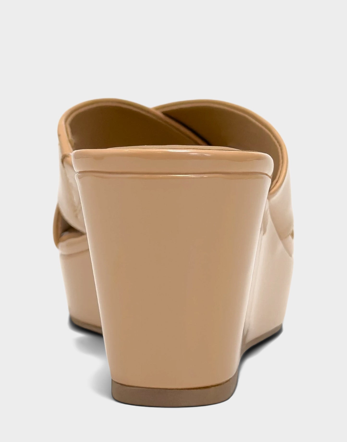 Aerosoles Wedge Sandal in Beige Bisque Patent
