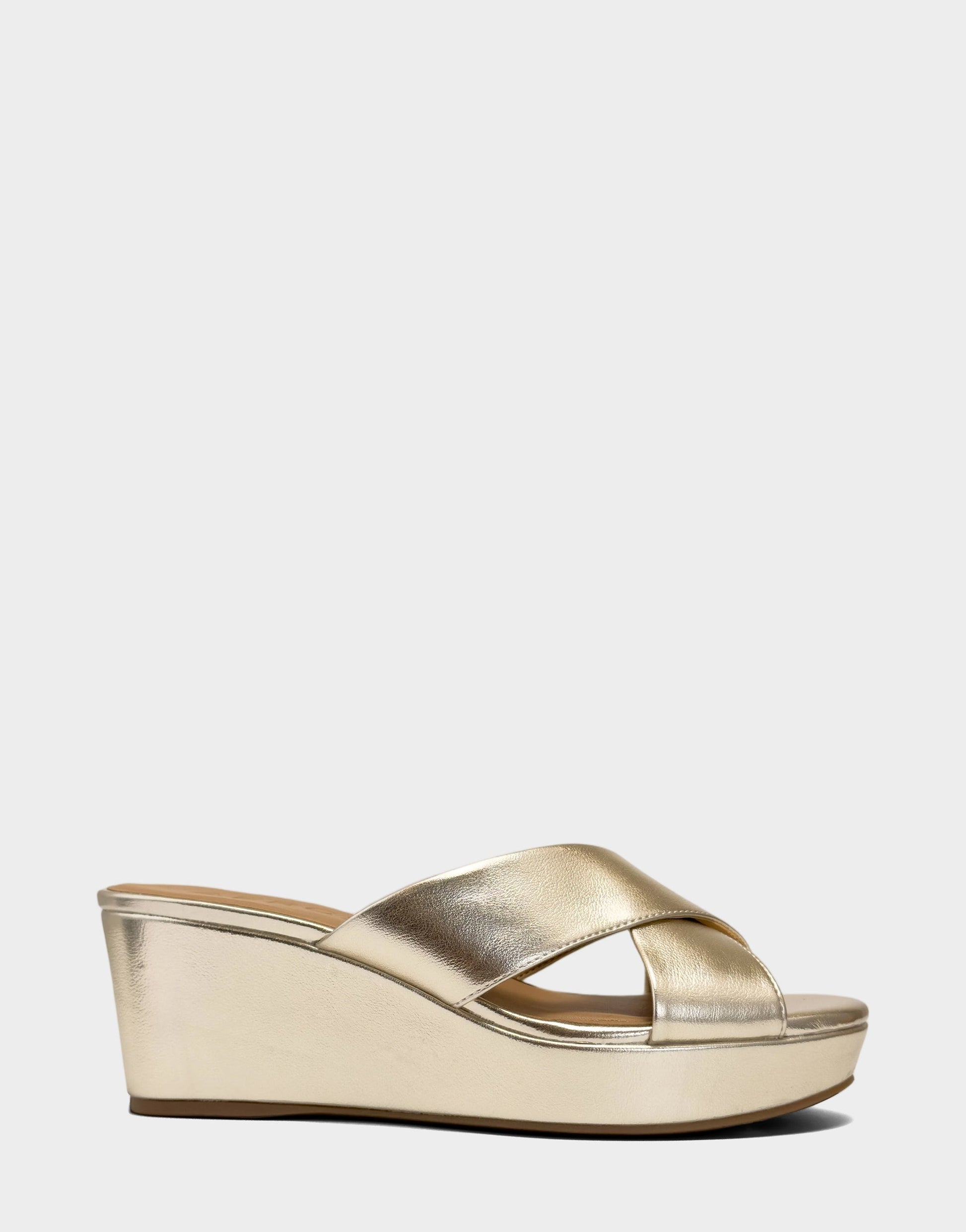 Aerosoles Wedge Sandal in Soft Gold Metallic