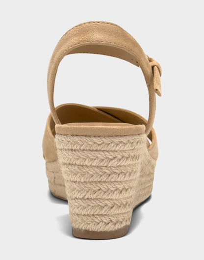 Aerosoles Wedge Sandal in Natural