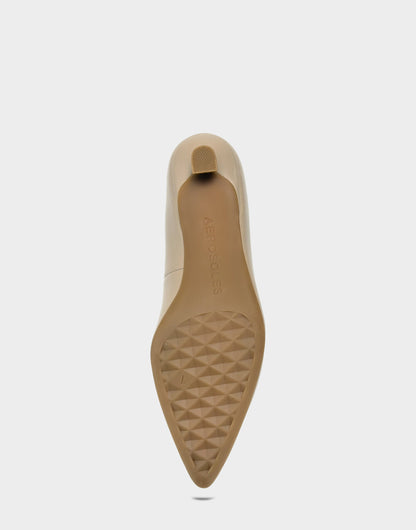 Aerosoles Kitten Heel in Dune