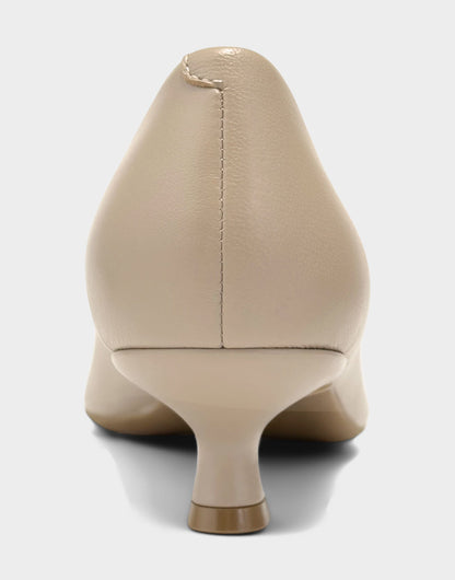Aerosoles Kitten Heel in Dune