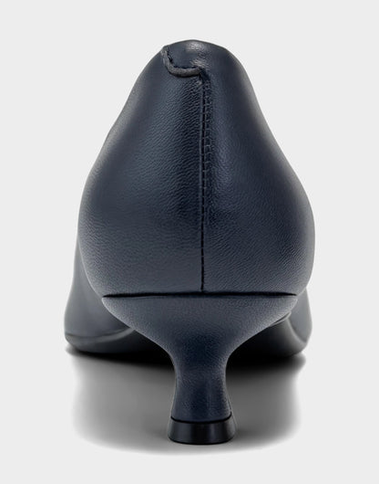 Aerosoles Kitten Heel in Navy