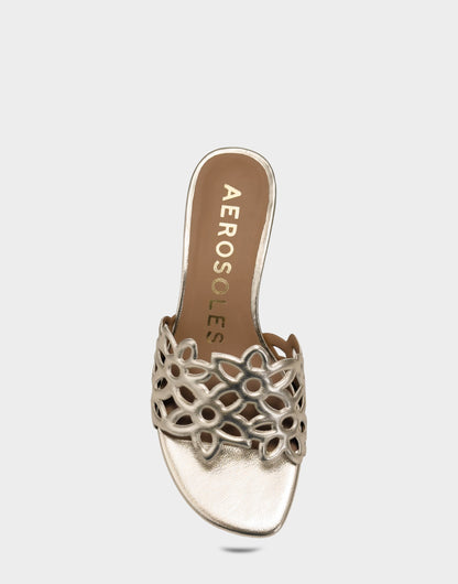 Aerosoles Heeled Sandal in Metallic Metallic
