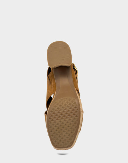 Aerosoles Platform Sandal in Tan
