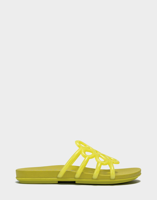 Aerosoles Flat Sandal in Green Transluscent Rubber