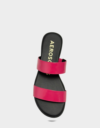 Aerosoles Flat Sandal in Pink Crinkle Patent