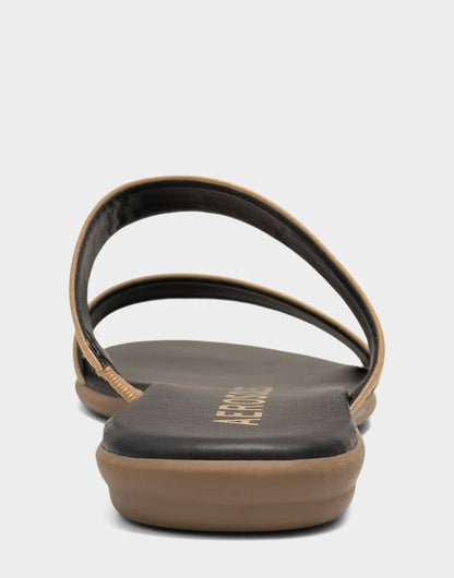 Aerosoles Flat Sandal in Natural
