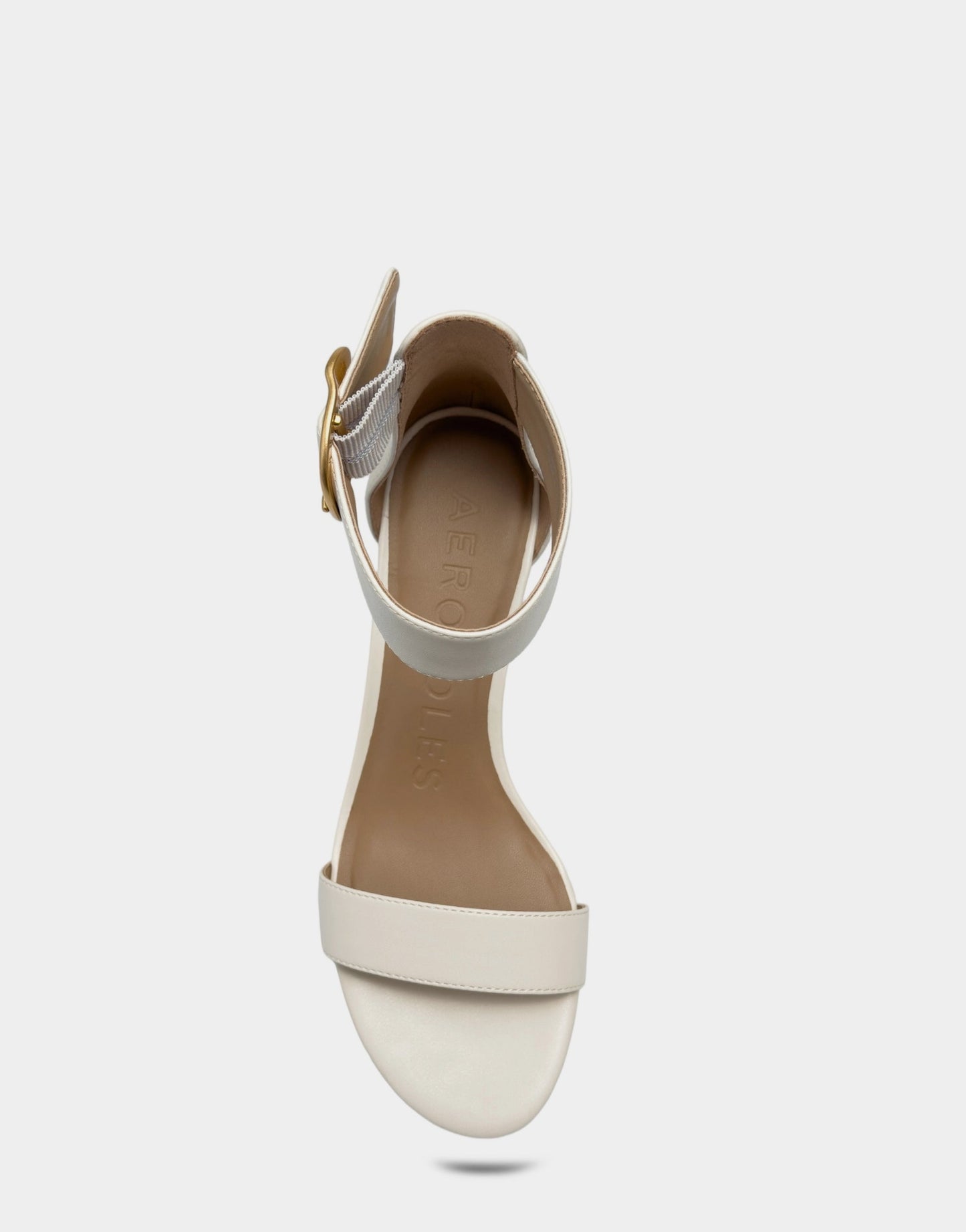 Aerosoles Low Heeled Sandal in Eggnog