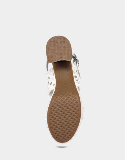 Aerosoles Platform Sandal in White