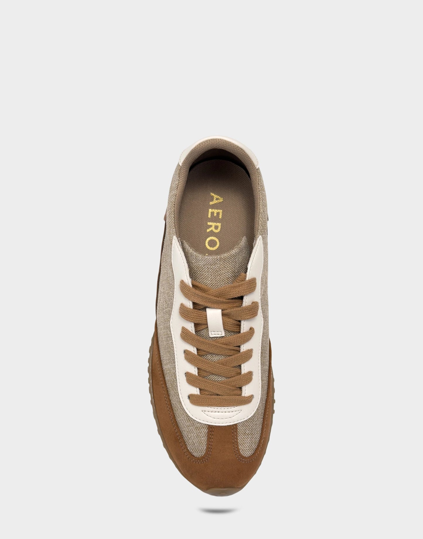 Aerosoles Sneaker in Natural/Tan