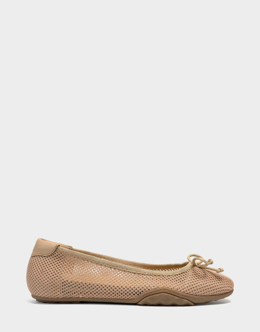 Aerosoles Sneakerina Flat in Natural