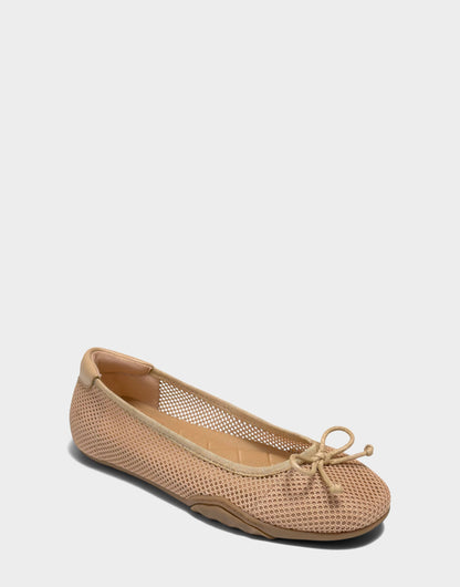 Aerosoles Sneakerina Flat in Natural