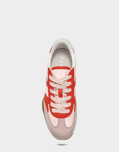 Aerosoles Sneaker in Pale Pink/Orange