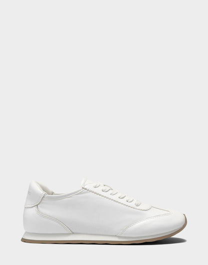 Aerosoles Sneaker in White