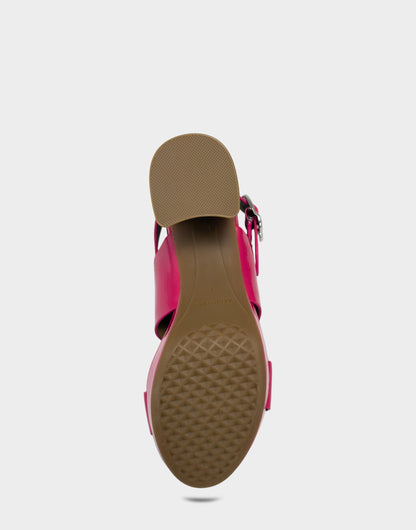 Aerosoles Platform Sandal in Pink