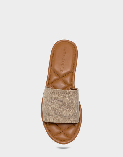 Aerosoles Flat Sandal in Natural