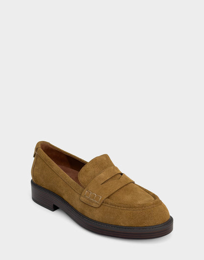 Aerosoles Tailored Loafer In Brown