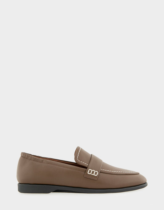 Aerosoles Loafer In Brown