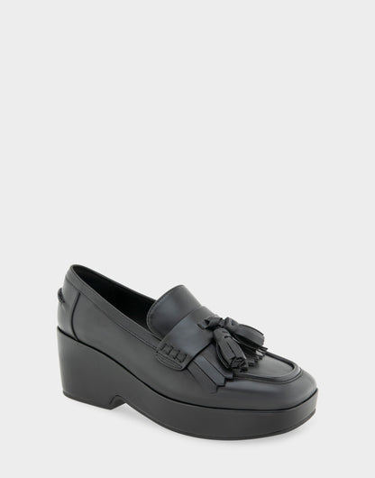 Aerosoles Flatform Loafer In Black