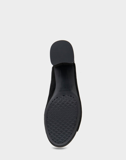 Aerosoles Peep Toe Platform Sandal in Black