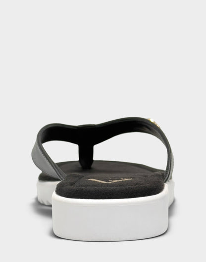 Aerosoles Sandal in Black