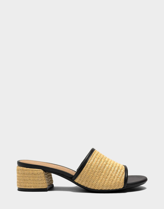 Aerosoles Heeled Sandal in Natural